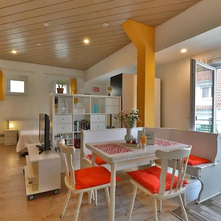 90 Qm Lichtdurchflutete Im Loft-style Mit Balkon Und Naehe Zum Neckar *