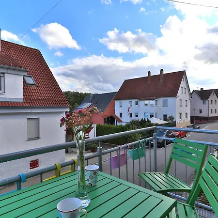 90 Qm Lichtdurchflutete Im Loft-style Mit Balkon Und Naehe Zum Neckar Apartman Nürtingen